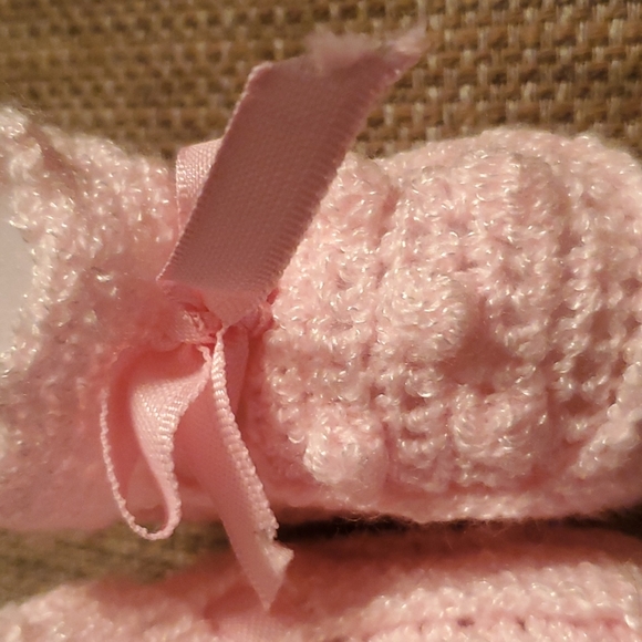 Knitted booties - Picture 5 of 5